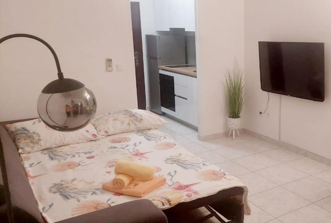 Mihaela Studio Apartmans 150M Near The Beach Kaštela Eksteriør bilde