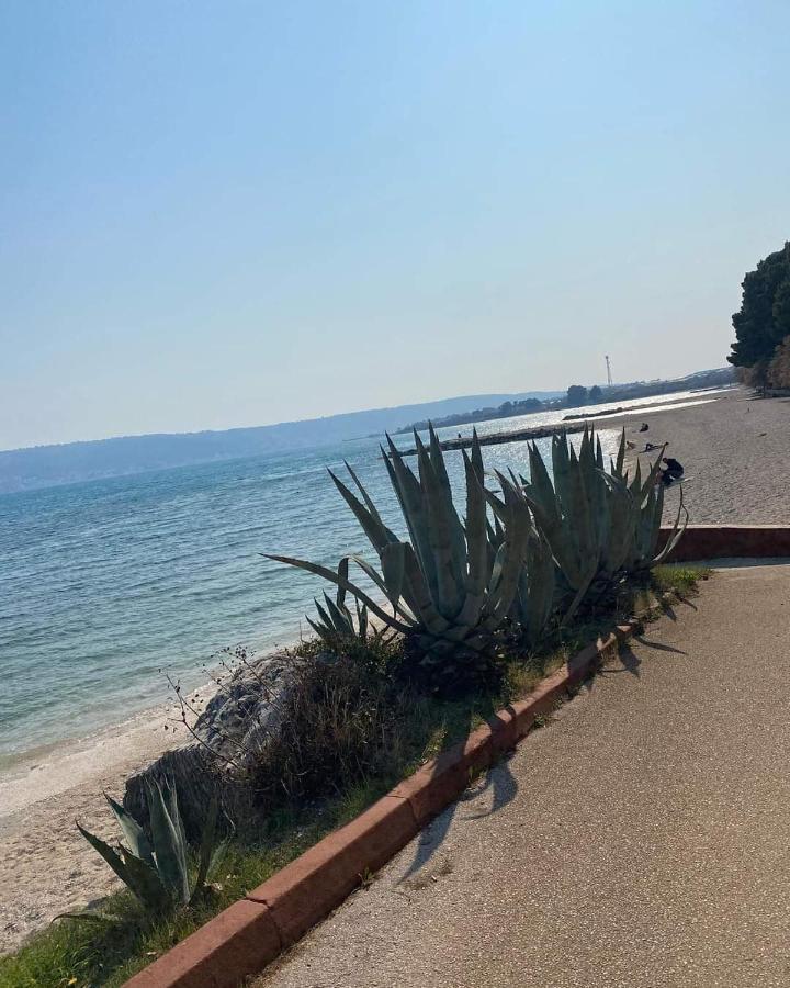 Mihaela Studio Apartmans 150M Near The Beach Kaštela Eksteriør bilde
